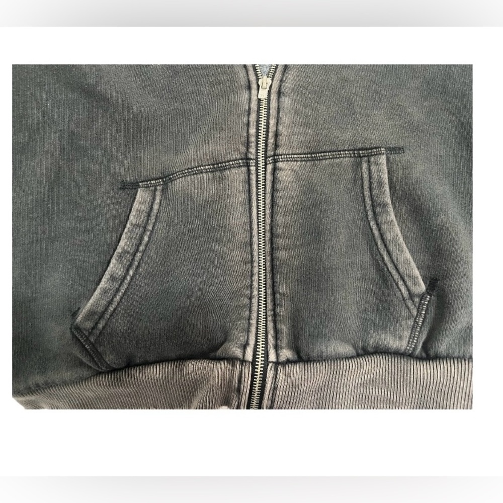 Victoria Secret Pink dark grey zip up size medium - Picture 5 of 7